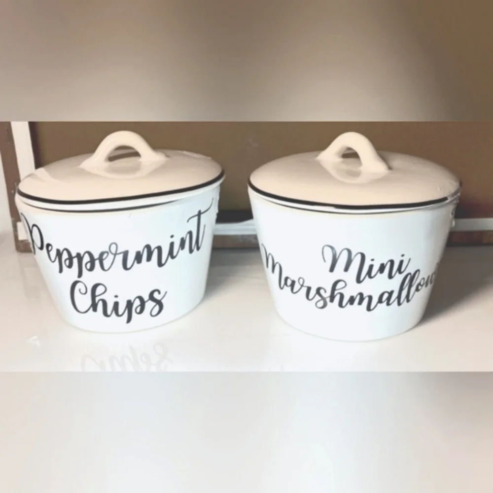 Ceramic Pepermint Chips And Mini Marshmellow Jars - Picture 1 of 1